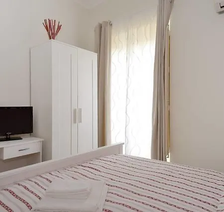 Casa Nel Barocco Apartment *